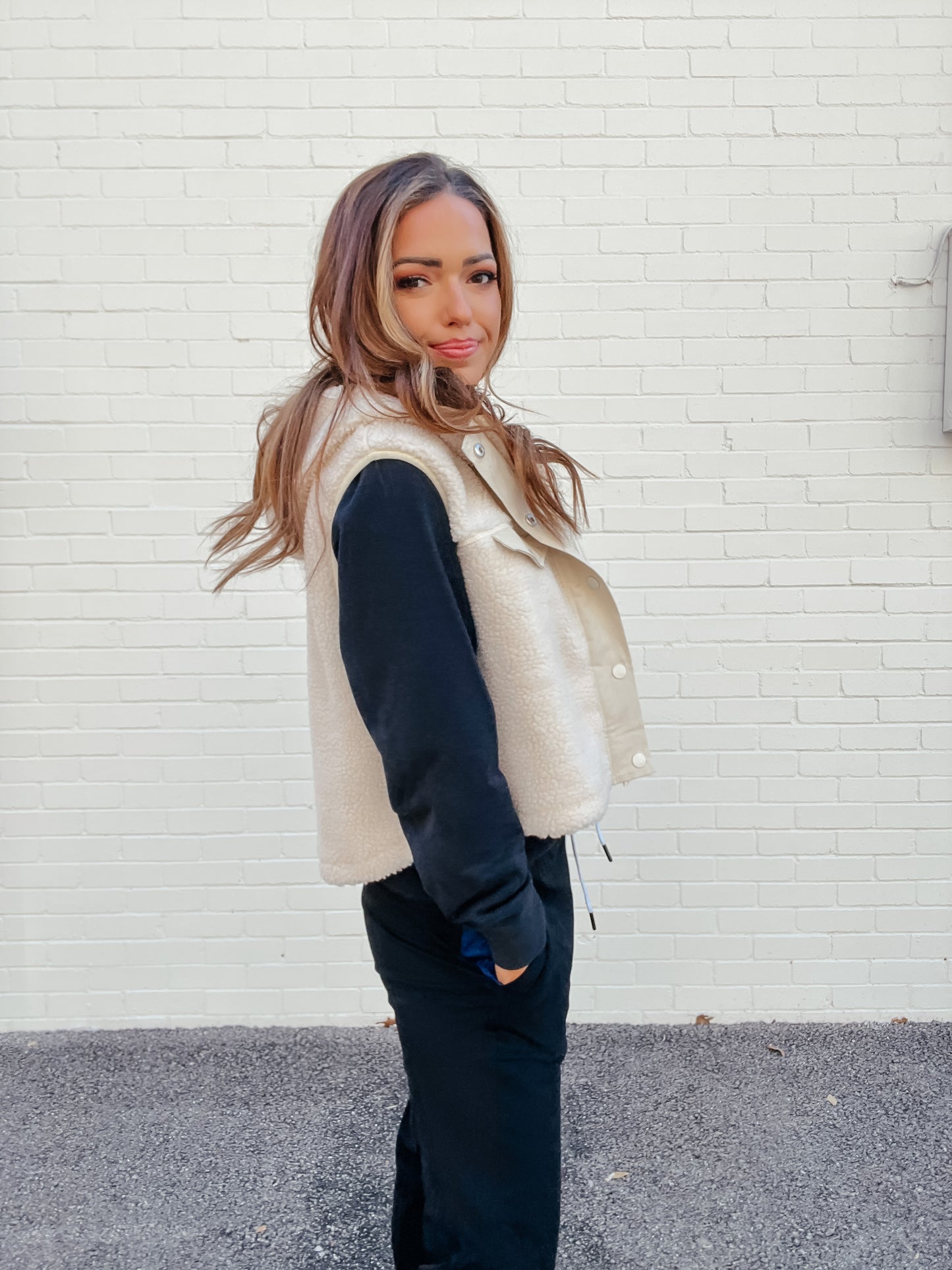 Athleisure Crop Vest