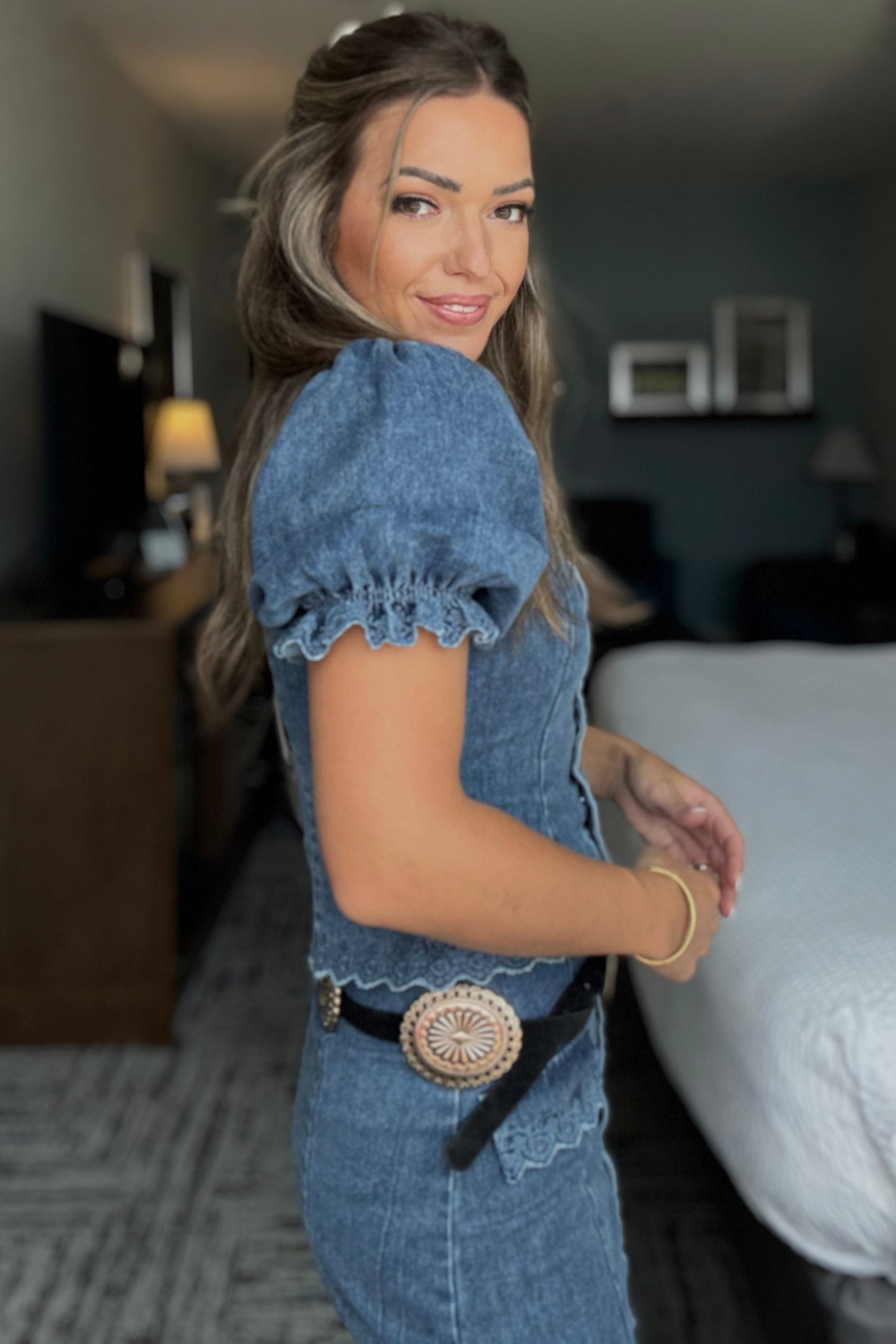 Black and Gold Western Belt