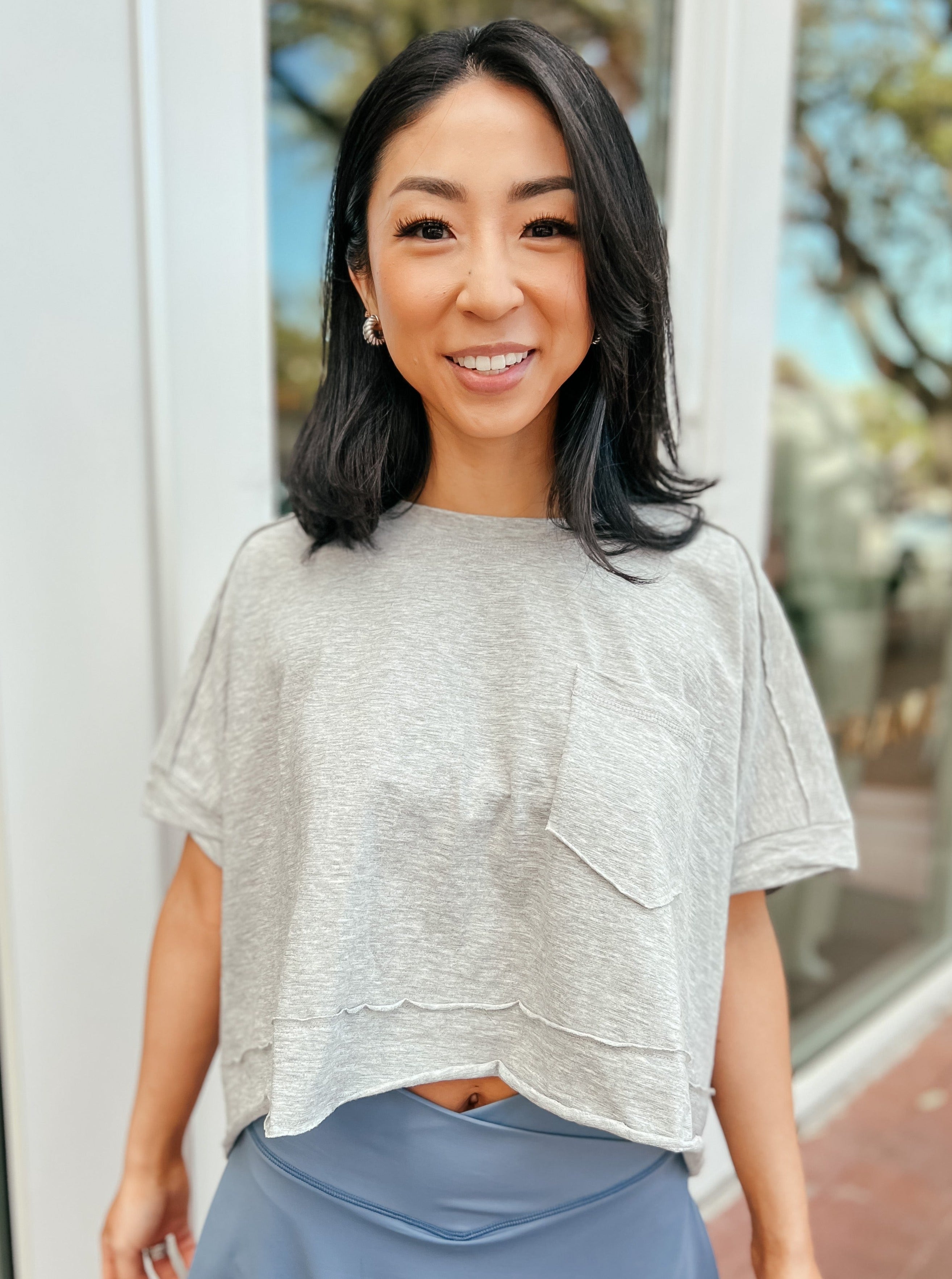 Katy Grey Pocketed Tee – Thomas and Rye